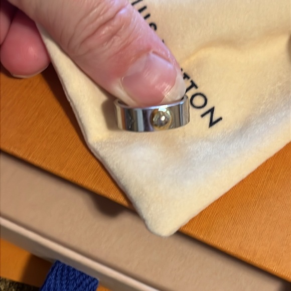 LV Nanogram Palladium Ring - Picture 2 of 10